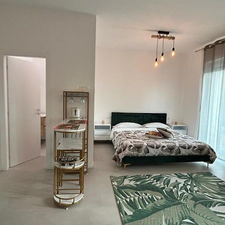 Comfort Accommodation Suite & Le Camere Бергамо Экстерьер фото