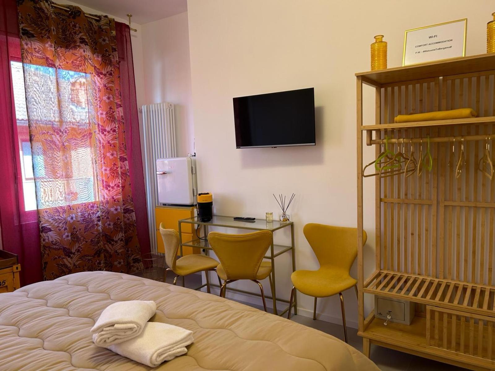 Comfort Accommodation Suite & Le Camere Бергамо Экстерьер фото