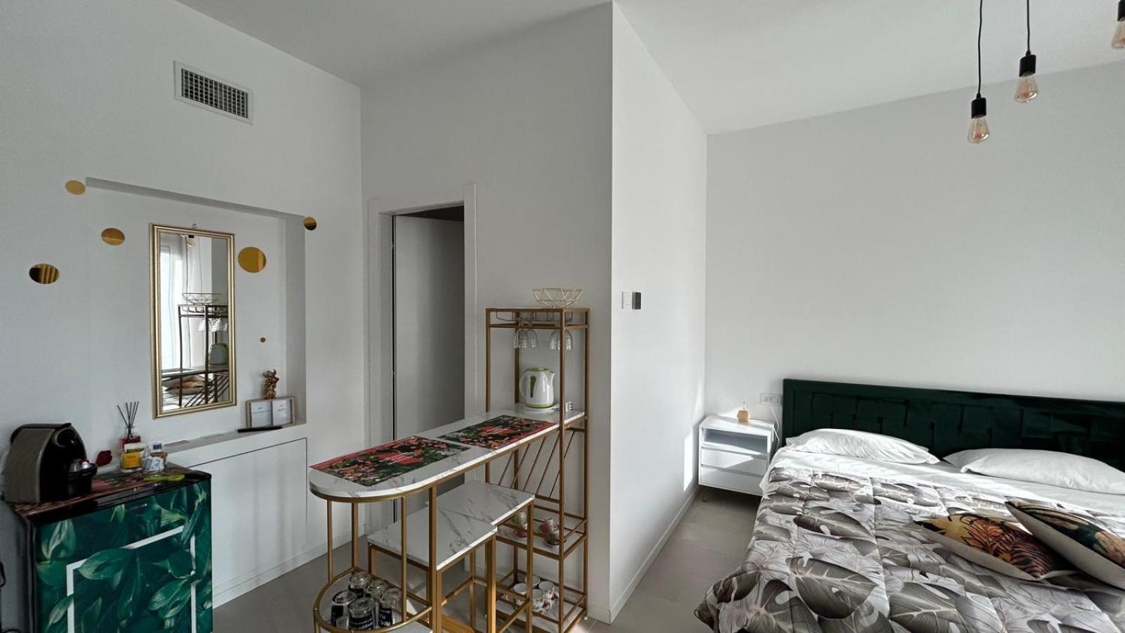 Comfort Accommodation Suite & Le Camere Бергамо Экстерьер фото